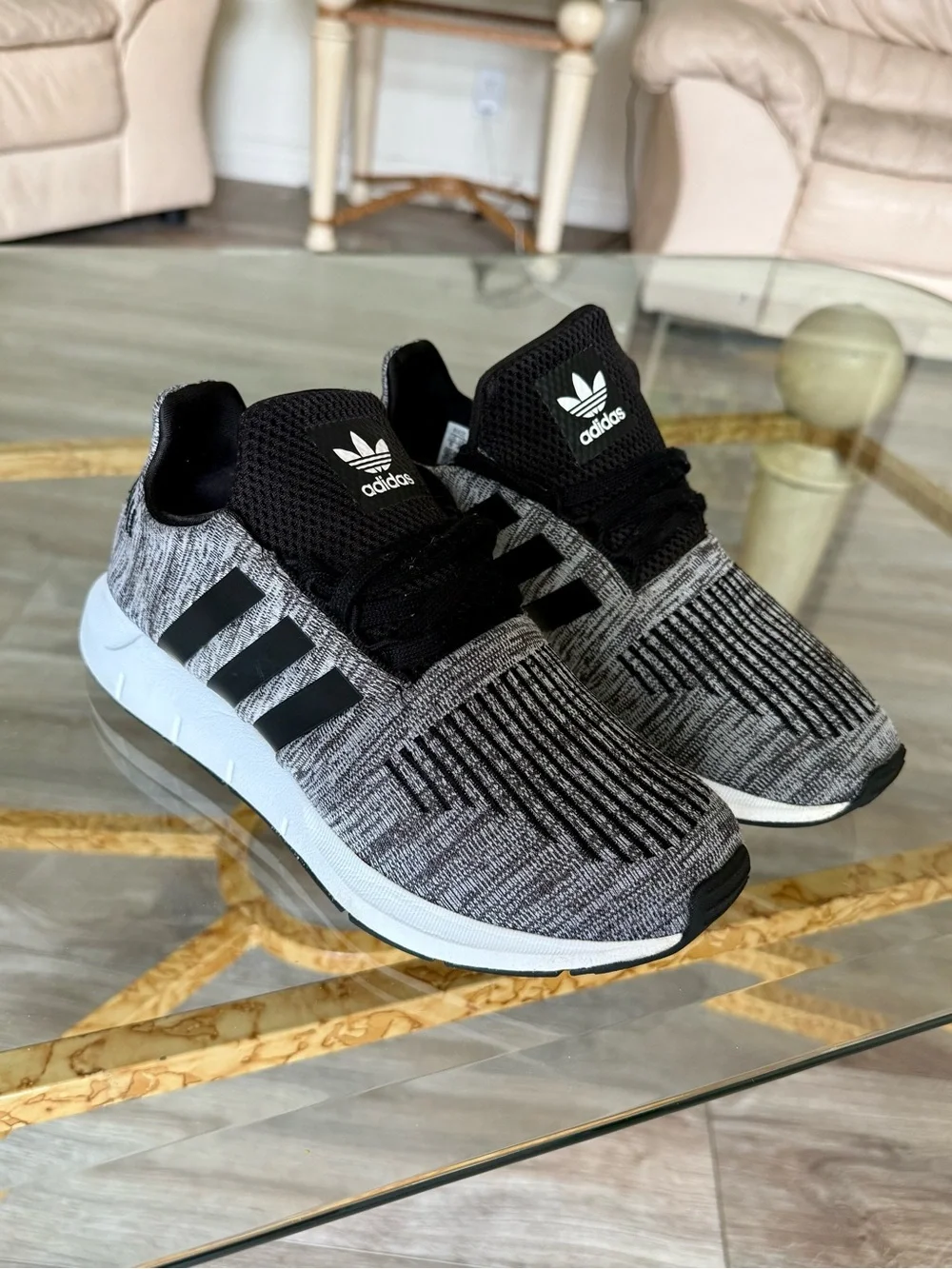 Adidas Boys Swift Run Sz. 5 Black & Gray Knit Athletic Sneakers